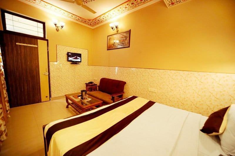 Hotel Golden Heritage Deluxe Džajpur Exteriér fotografie